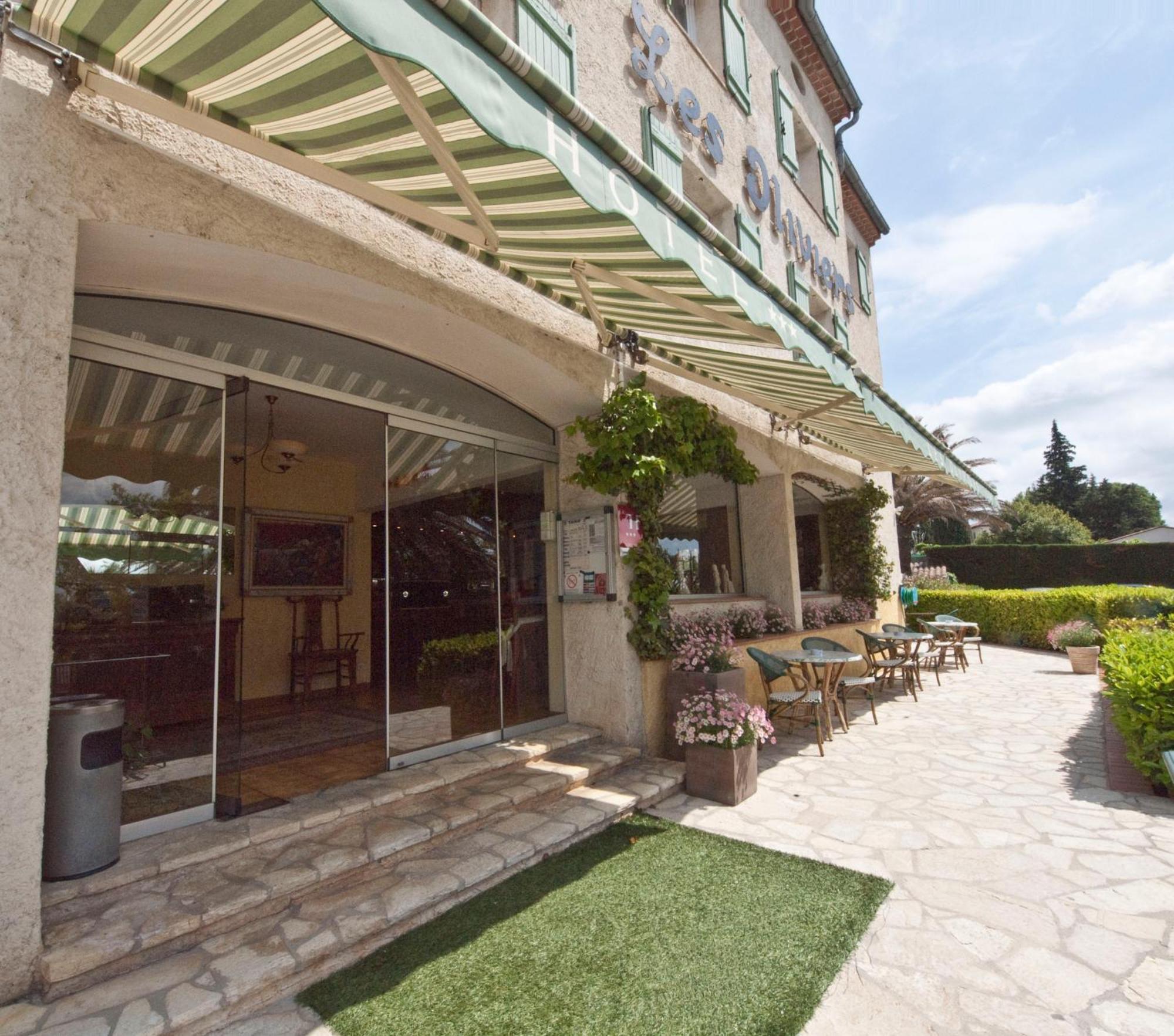Hotel Les Oliviers Fayence Ngoại thất bức ảnh